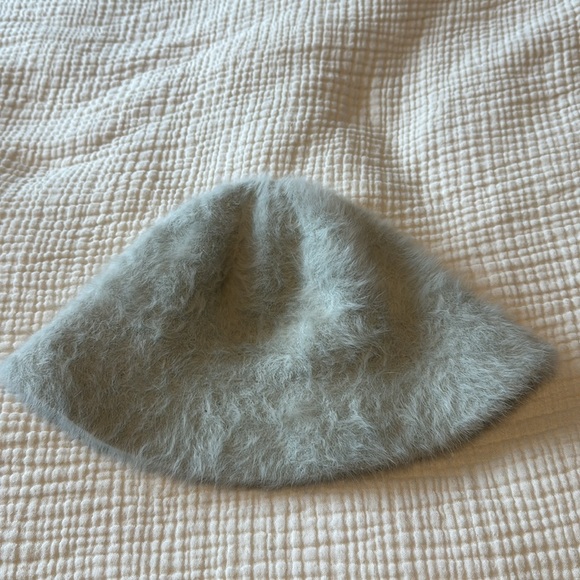 MADHAPPY Baby Blue Fuzzy Bucket Hat - Picture 3 of 3